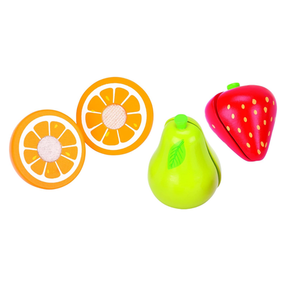 Licuadora de Madera con Frutas