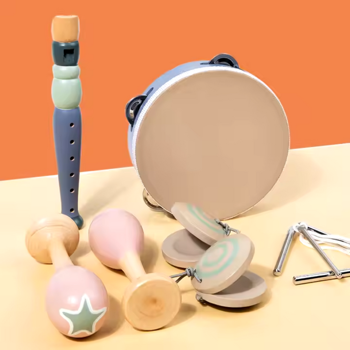 WOOMAX Set Musical Infantil De Madera Con 4 Instrumentos: 2 Maracas, 1 Pandereta Y 1 Castañuela, Juguete Educativo +12 Meses, Desarrolla La Creatividad Y La Motricidad